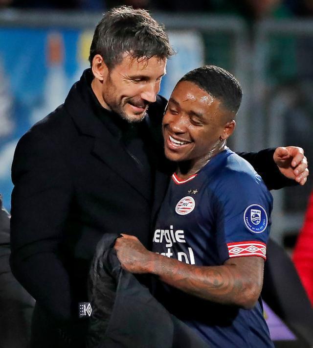 球迷们期待 球迷们期待