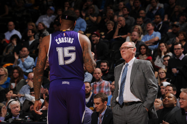 被迅速拉开 被迅速拉开