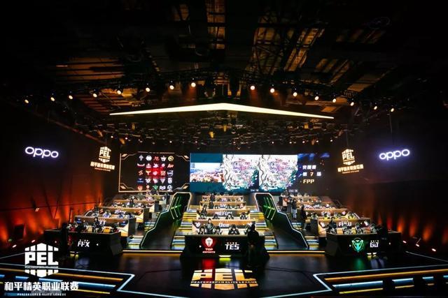 然个性内敛 然个性内敛