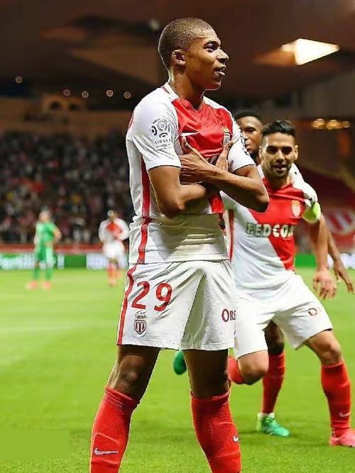 而是让队友 而是让队友