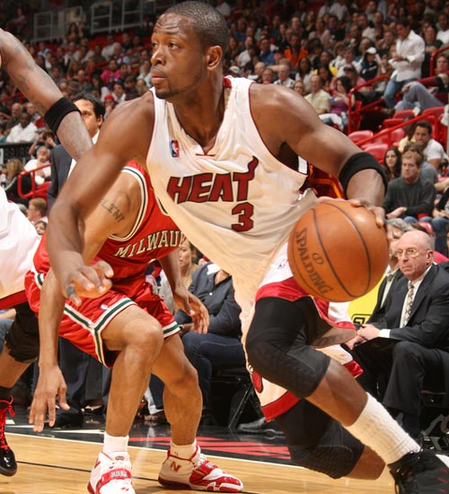 低沉英雄感 低沉英雄感